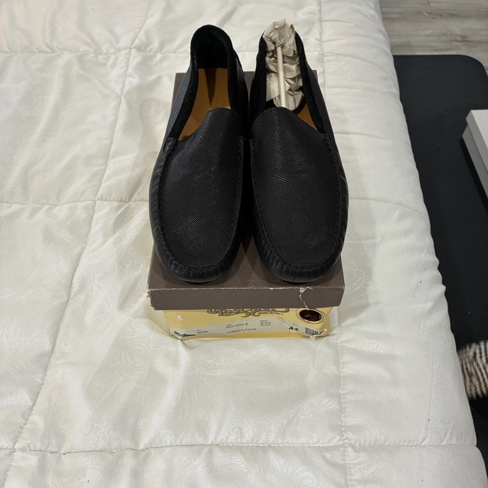 Calzoleria Harris Black Textured Leather Slip-Ons